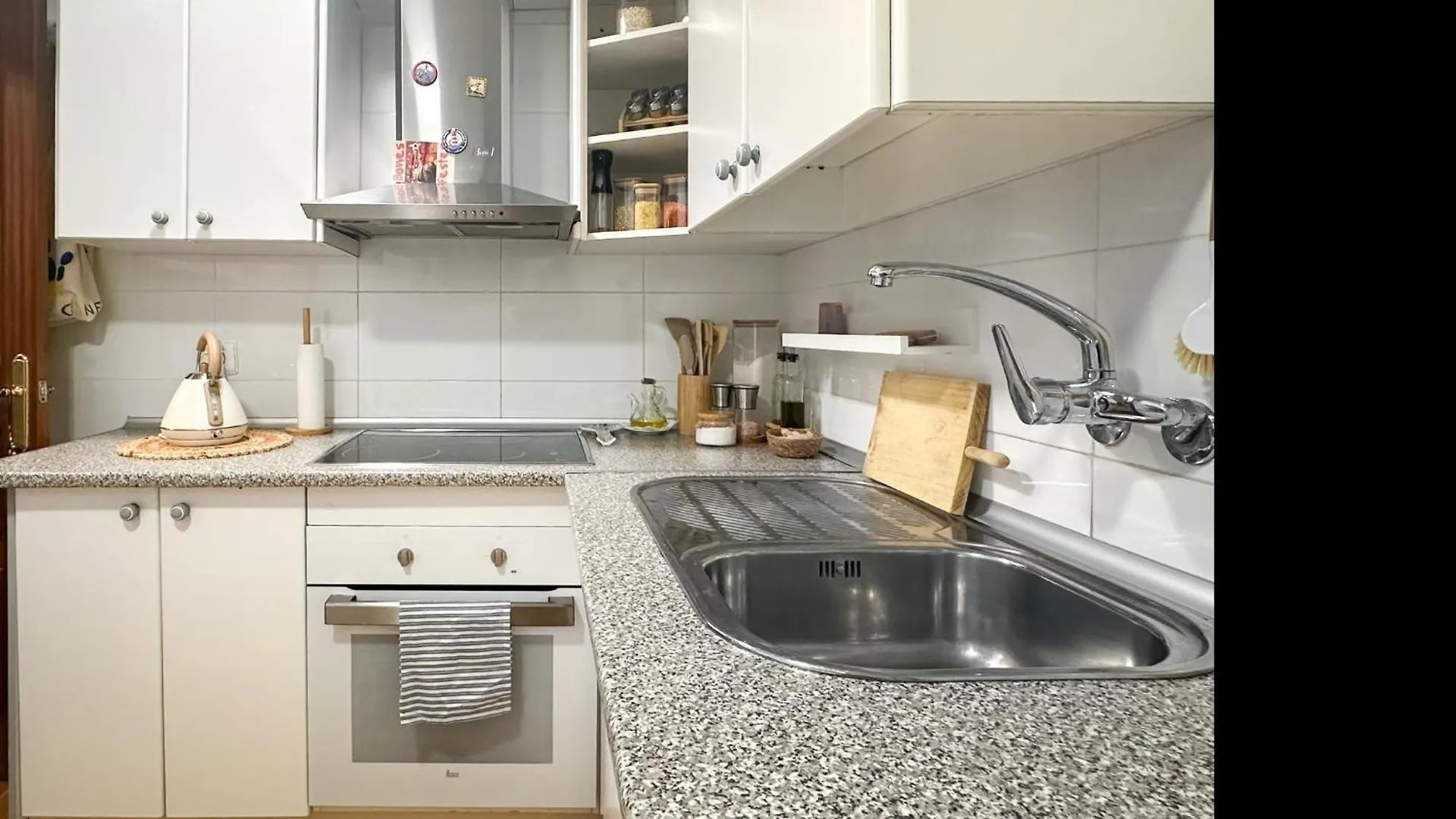 Quiet Apartment توسا ذي مار